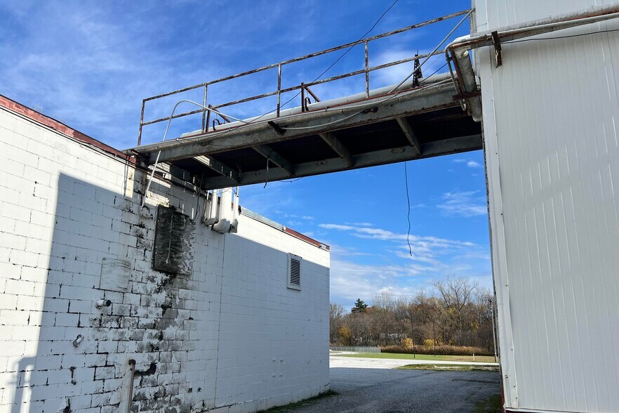 More Photos Of 11 Jonergin Dr, Swanton Industrial For Sale