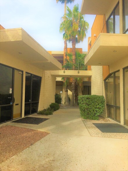 More Photos Of 1700 E Desert Inn Rd, Las Vegas Office Residential For Lease