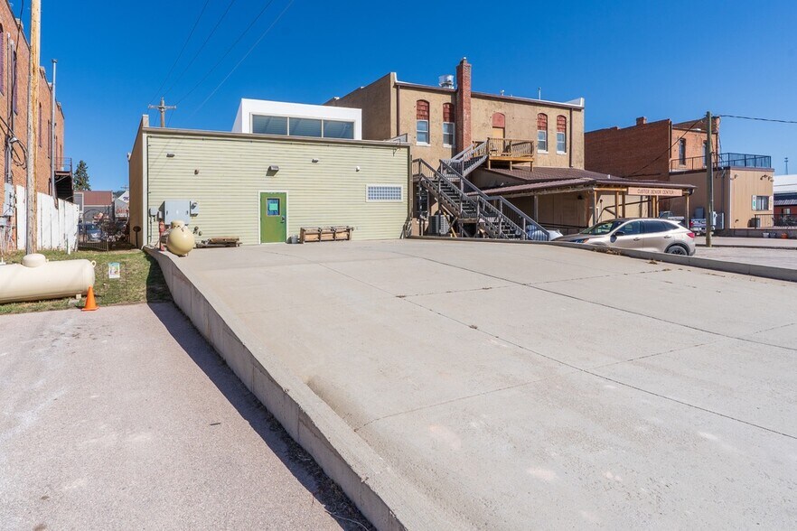 More Photos Of 528 Mount Rushmore Rd, Custer Restaurant For Sale