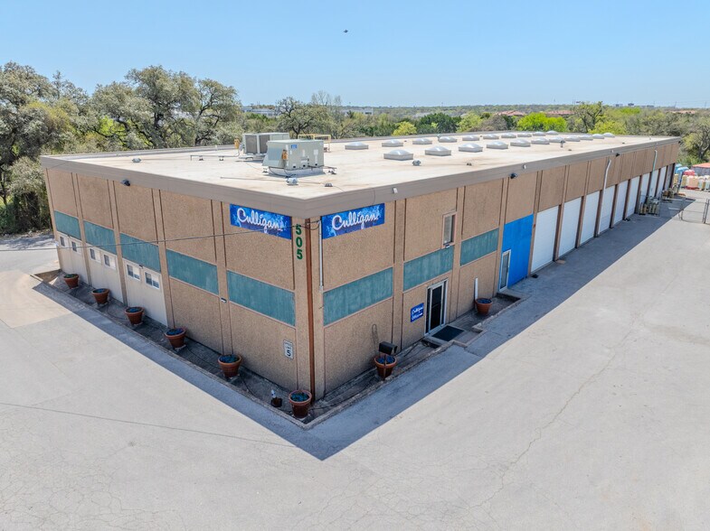 More Photos Of 505 Yager Ln W, Austin Warehouse For Lease