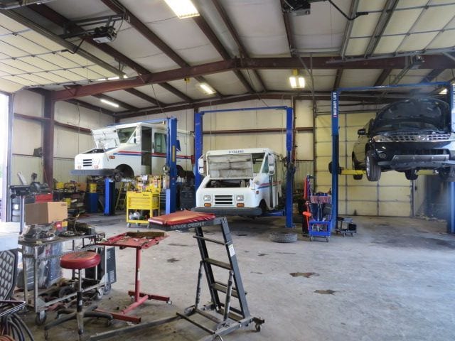 More Photos Of 912 SW 15th St, Wagoner Warehouse For Sale