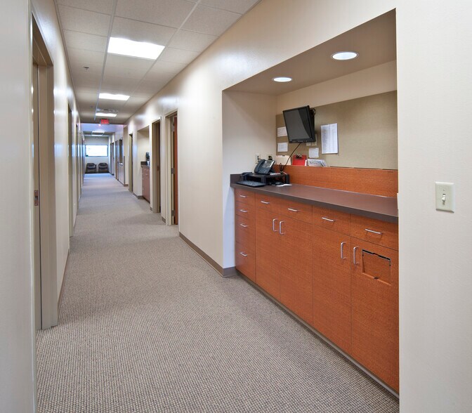 More Photos Of 4033 Avenue B, Billings Medical For Sale