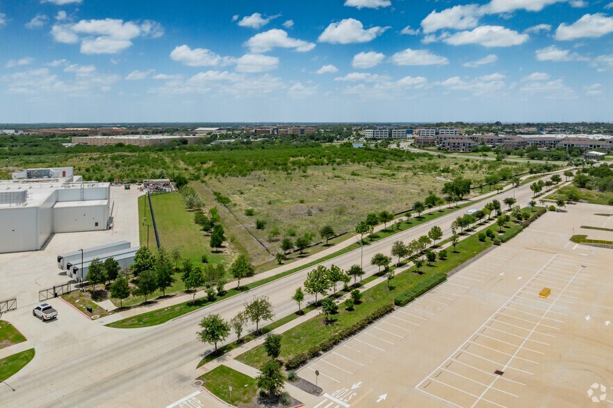 More Photos Of 3667 Global Way, San Antonio Distribution For Lease