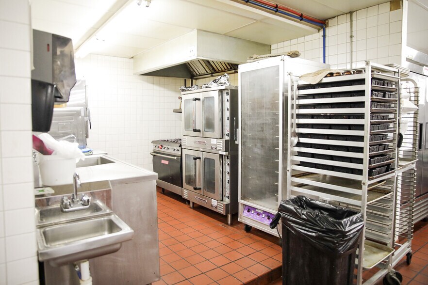 More Photos Of 4476 Business 220, Bedford Restaurant For Sale