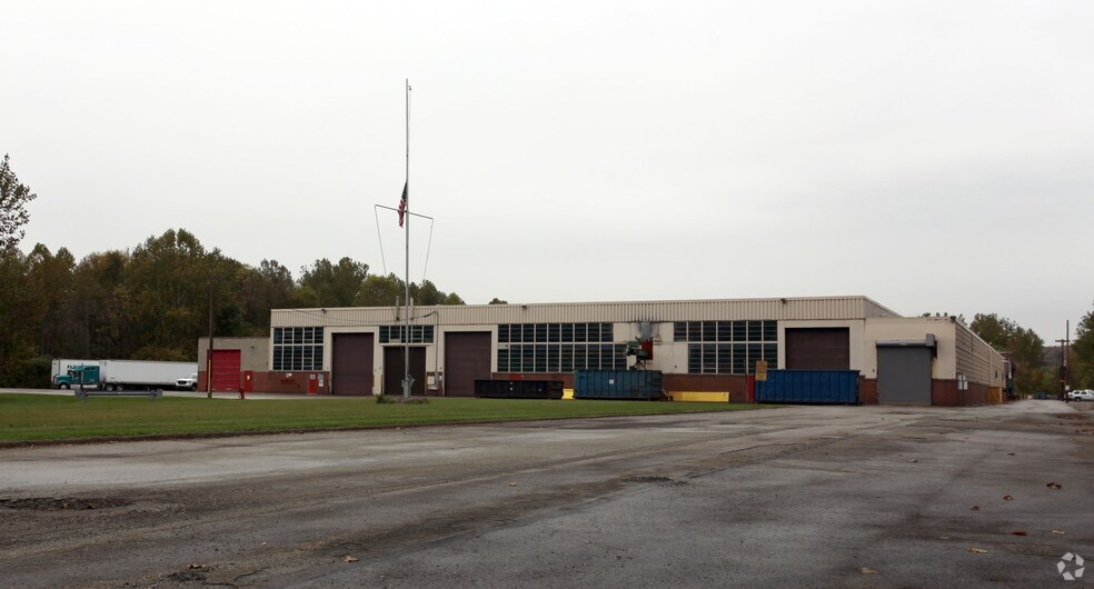 Primary Photo Of 70 E Hillis St, Youngwood Warehouse For Lease