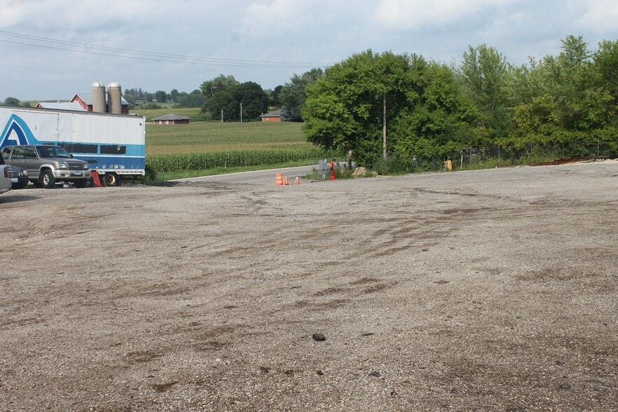 Primary Photo Of 45W185 Plank Road, Hampshire Land For Lease