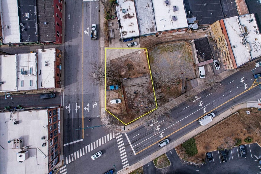 More Photos Of 93 Broadway St, Asheville Industrial For Sale