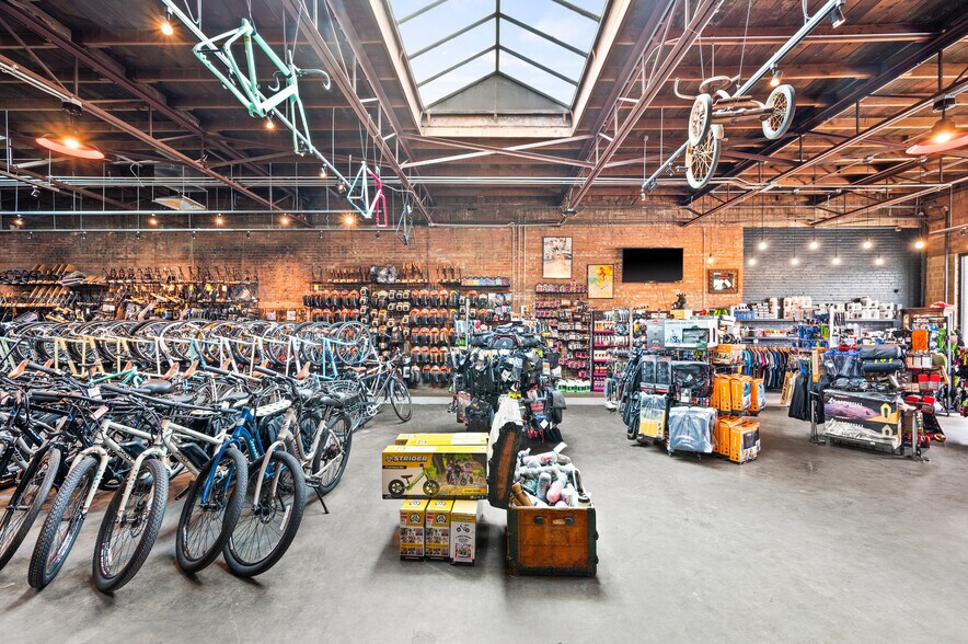 More Photos Of 150 E 800 S, Salt Lake City Storefront Retail Office For Sale