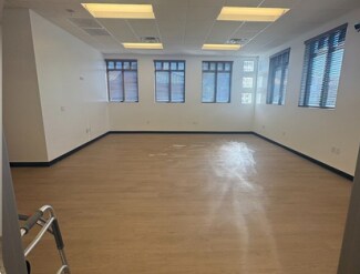 More Photos Of 2812 N Norwalk, Mesa Medical For Sale