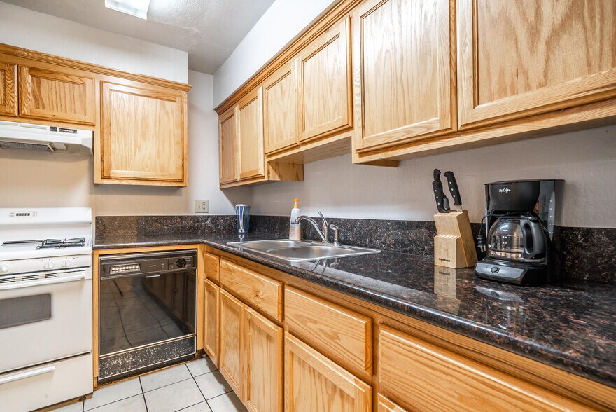 More Photos Of 609 Rancheria Dr, Chico Apartments For Sale