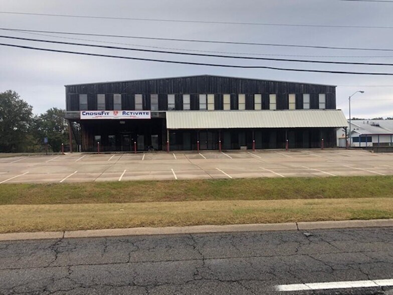 Primary Photo Of 9705 Rogers Ave, Fort Smith Showroom For Sale