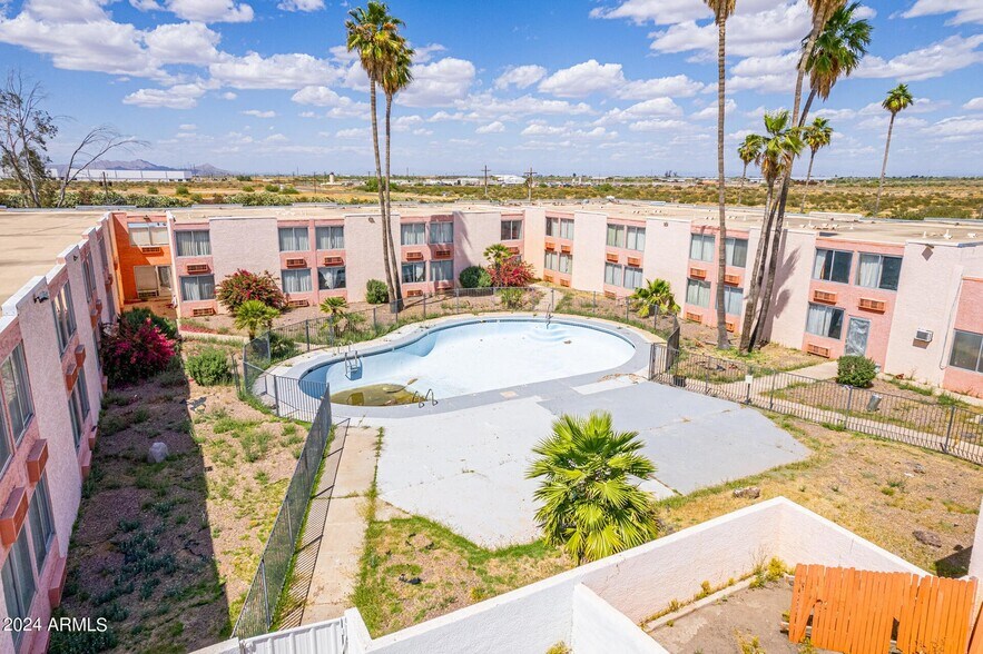 More Photos Of 7190 S Sunland Gin Rd, Casa Grande Hospitality For Sale