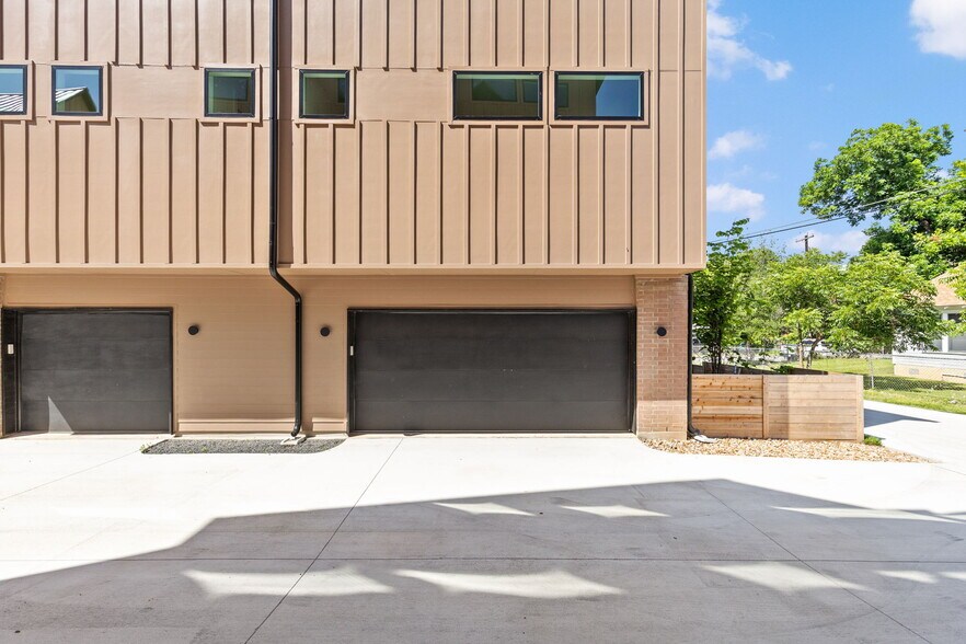 More Photos Of 3528 Gonzales st, Austin Land For Sale