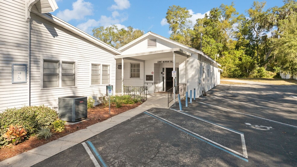 More Photos Of 201 W University Ave, Orange City Religious Facility For Sale