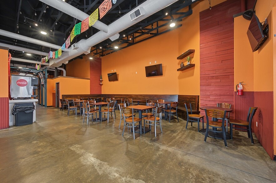 More Photos Of 2290 Rawlings Blvd, Pueblo Freestanding For Lease