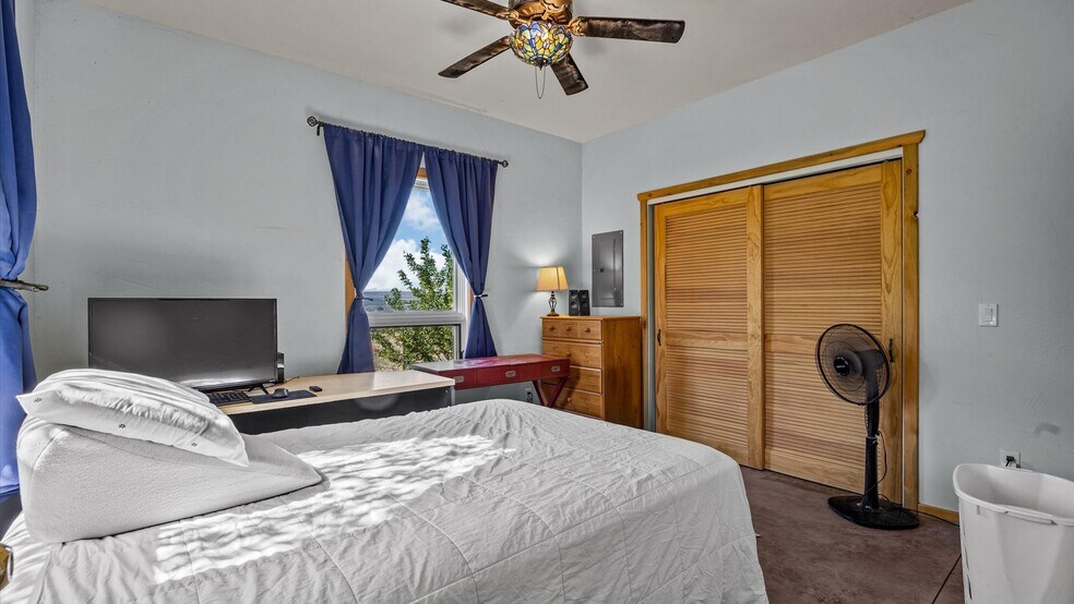 More Photos Of 41990 Cottonwood Creek Rd, Crawford Apartments For Sale