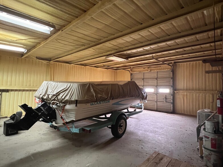 More Photos Of 7680 Highway 67, Comanche Office For Sale
