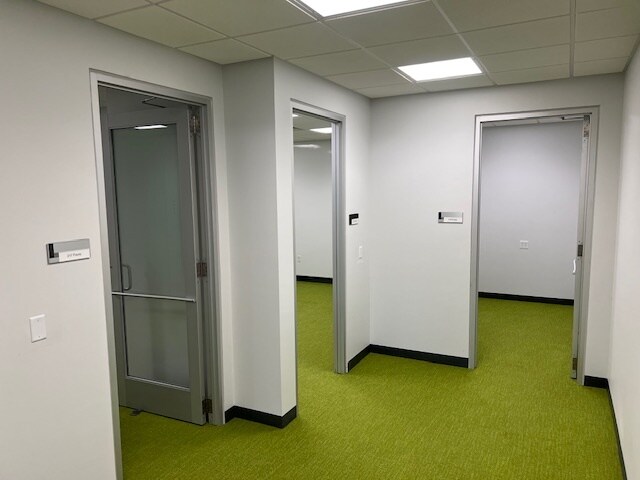 More Photos Of 2985 S Ridge Rd, Green Bay Medical For Sale