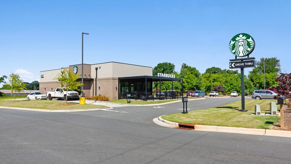 Primary Photo Of 4763 Hickory Blvd, Granite Falls Fast Food For Sale