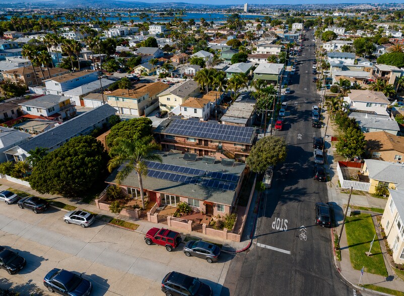 More Photos Of 2104-2110 Bacon St, San Diego Apartments For Sale
