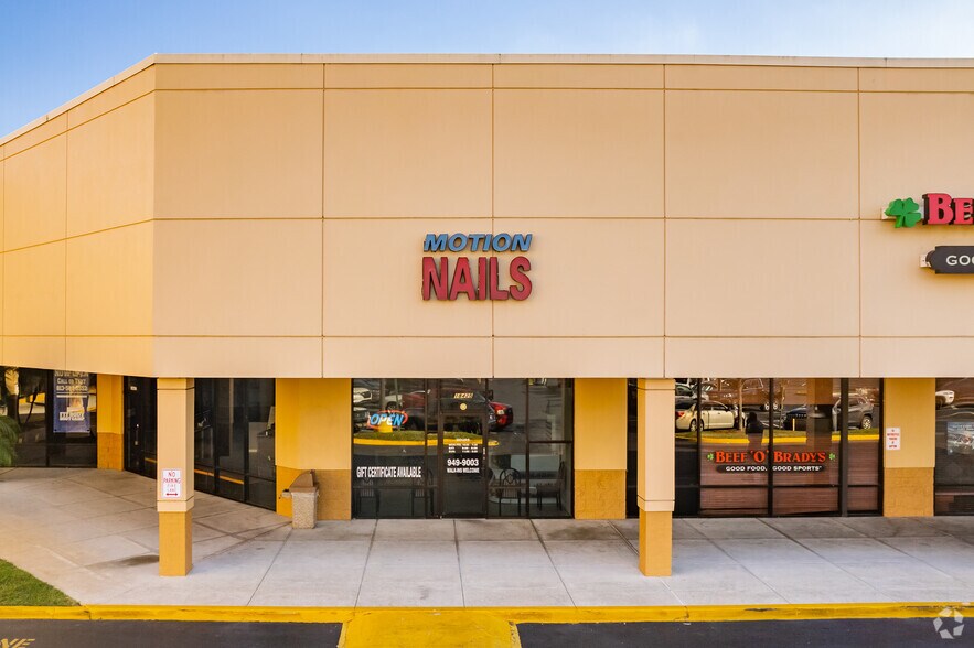 More Photos Of 18407-18489 N Us Highway 41, Lutz Unknown For Lease