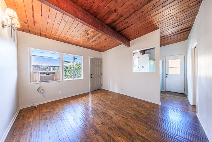More Photos Of 5629 Cleon Ave, North Hollywood Multifamily For Sale