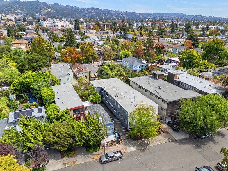 More Photos Of 2425 Grant St, Berkeley Apartments For Sale