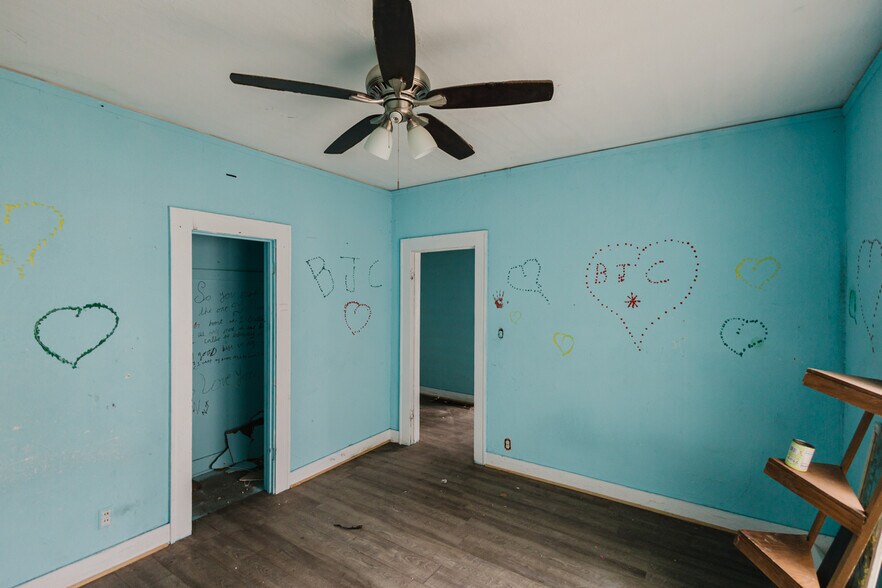 More Photos Of 123 E Madison Ave, Arkansas City Apartments For Sale