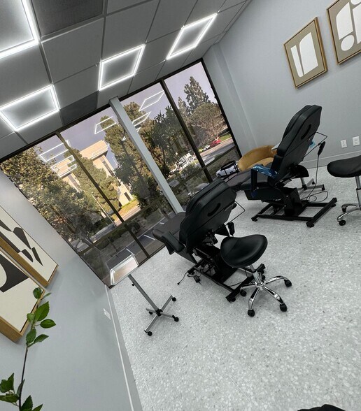 More Photos Of 1601 Dove St, Newport Beach Medical For Lease