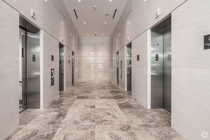 More Photos Of 201 E Las Olas Blvd, Fort Lauderdale Office For Lease