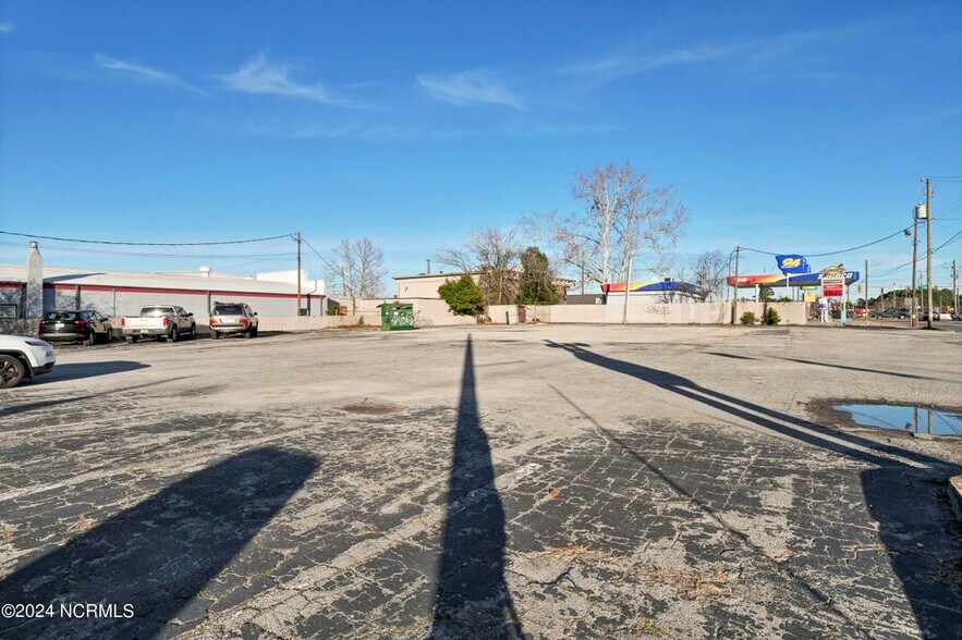 More Photos Of 813 S 16th St, Wilmington Office For Lease