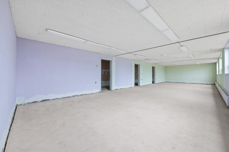 More Photos Of 7000 Ridge Rd, Parma Religious Facility For Sale