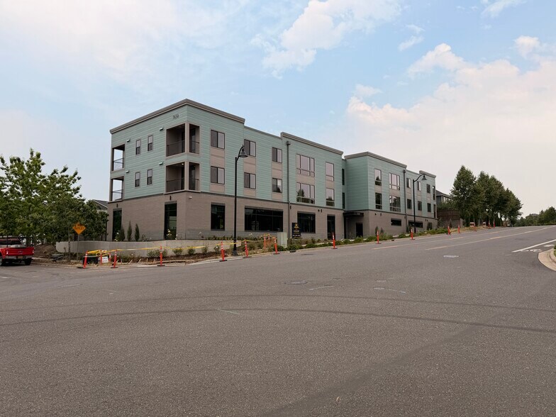 More Photos Of 7650 NW 170th Ave, Portland General Retail For Lease