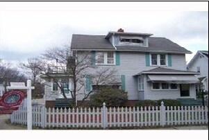 Primary Photo Of 242-244 Dougherty Ave, Sharon Apartments For Sale