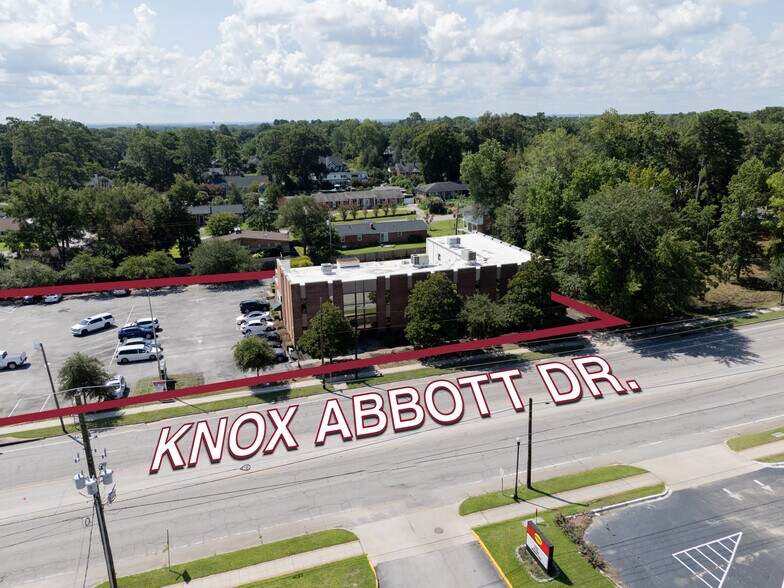 More Photos Of 989 Knox Abbott Dr, Cayce Office For Lease