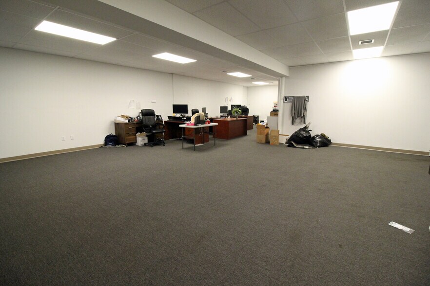More Photos Of 80-82 Northboro Rd E, Marlborough Office For Sale