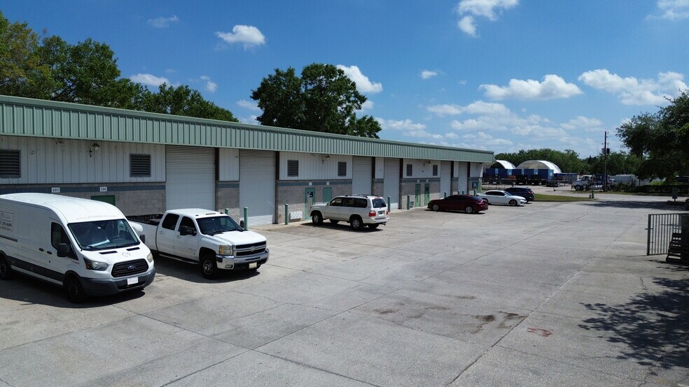 More Photos Of 2605 Clark St, Apopka Unknown For Lease