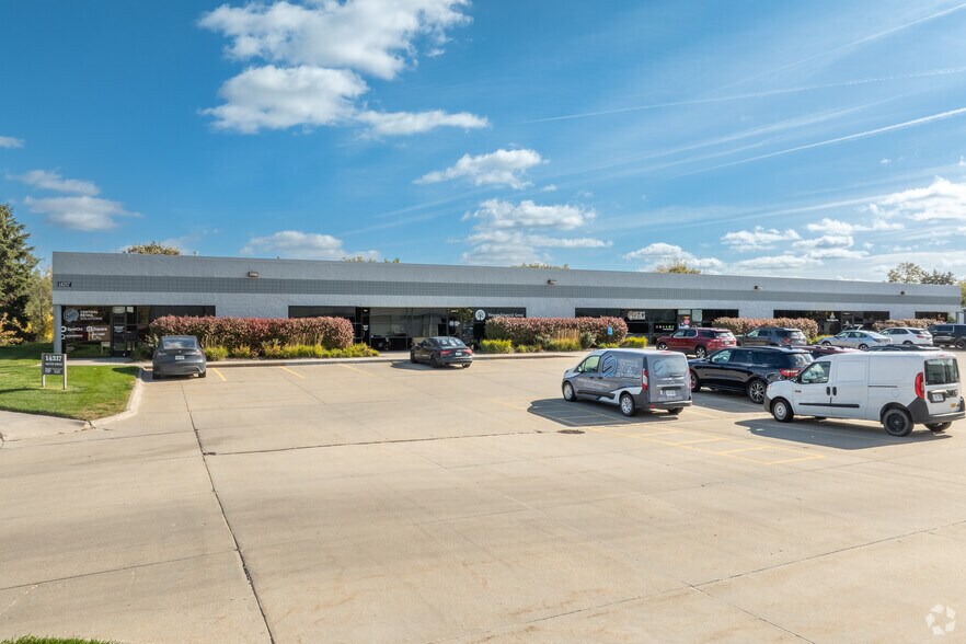 Primary Photo Of 14217 Dayton Cir, Omaha Flex For Lease