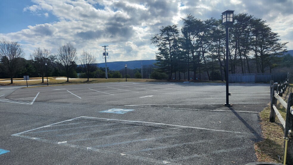 More Photos Of 2230 Fireline Rd, Palmerton Restaurant For Sale