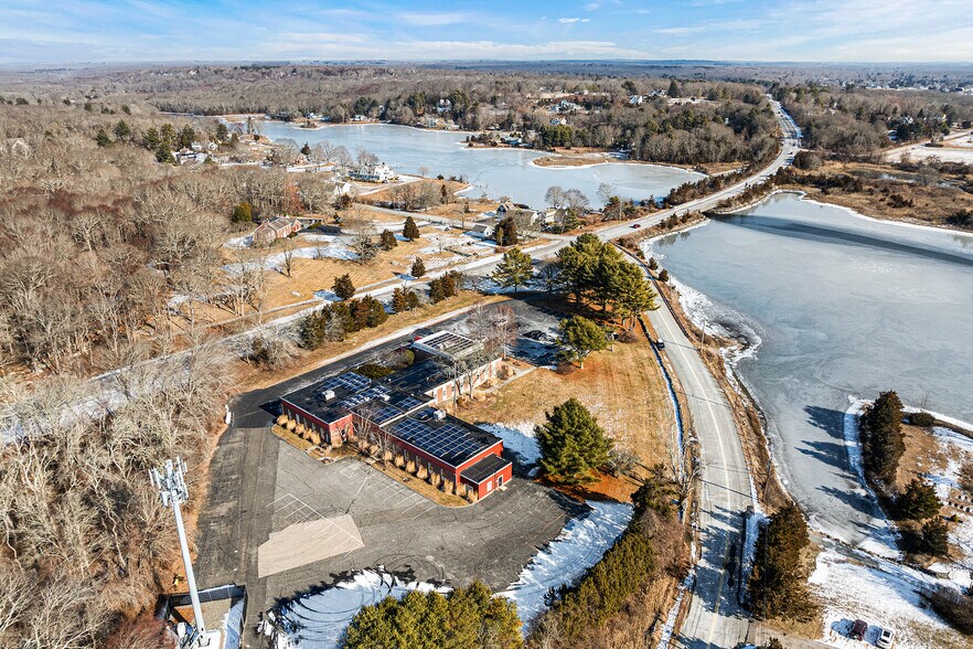 More Photos Of 107 Wilcox Rd, Stonington Loft Creative Space For Sale