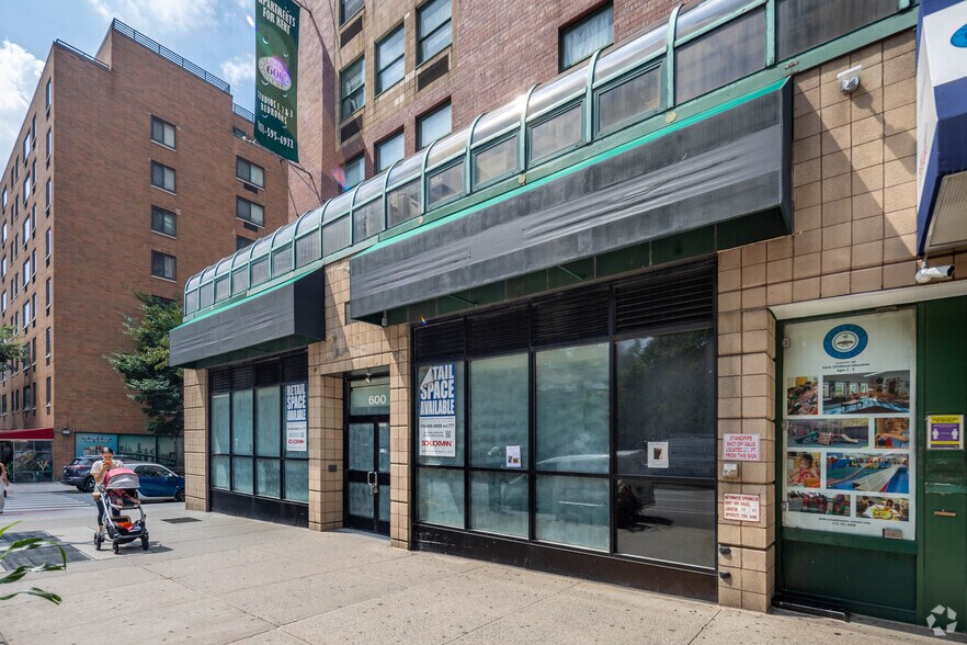 More Photos Of 610 Columbus Ave, New York Apartments For Lease