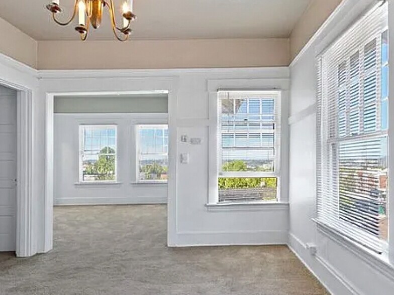 More Photos Of 2308-2326 SW Osage St, Portland Apartments For Sale