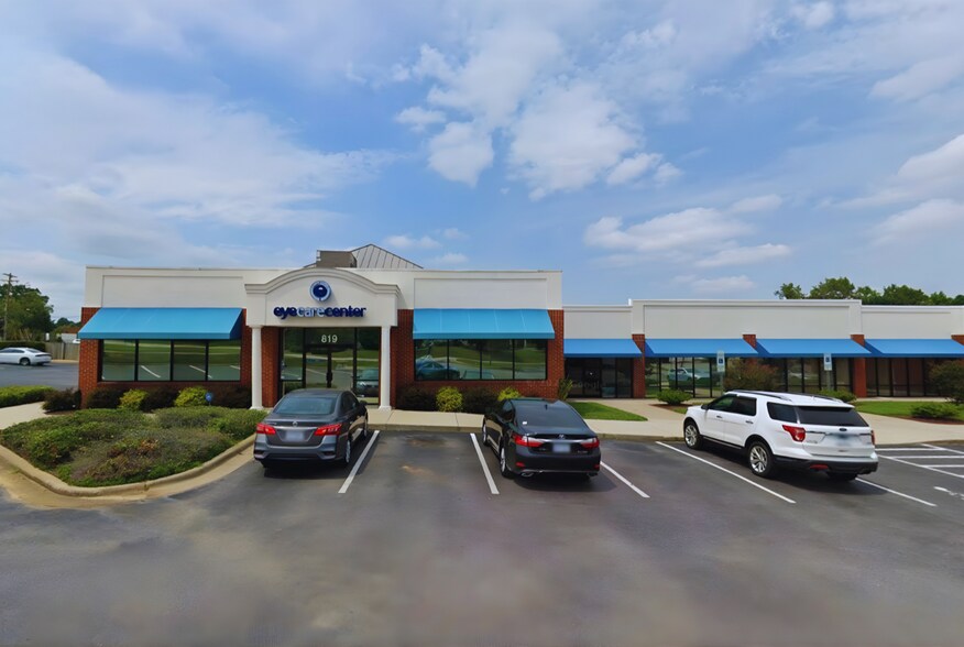 More Photos Of 809-819 Tiffany Blvd, Rocky Mount Storefront Retail Office For Sale