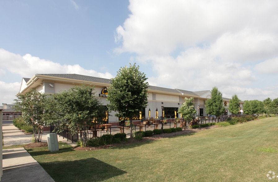 More Photos Of 18311 N Creek Dr, Tinley Park Office For Lease