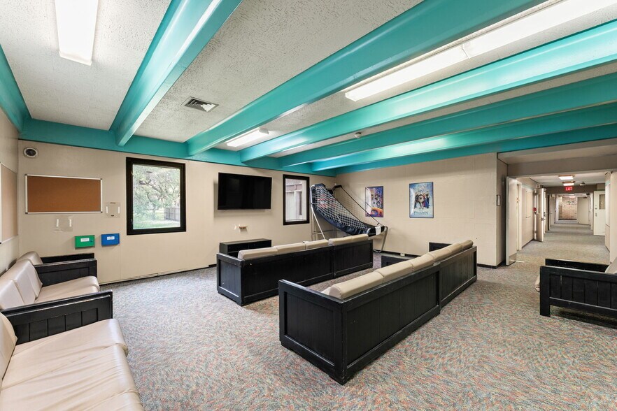 More Photos Of 120 David Wade Dr, Victoria Rehabilitation Center For Sale