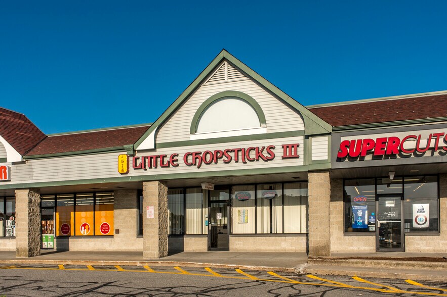 More Photos Of 4171 N Main St, Fall River Unknown For Lease