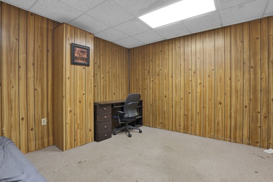 More Photos Of 771 St. Clair Ave, Columbus Warehouse For Lease