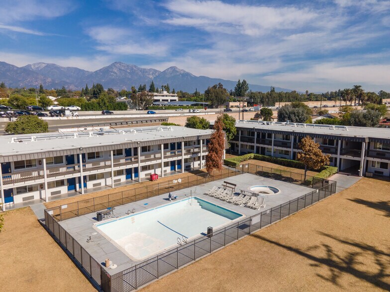 More Photos Of 840 S Indian Hill Blvd, Claremont Hotel For Sale