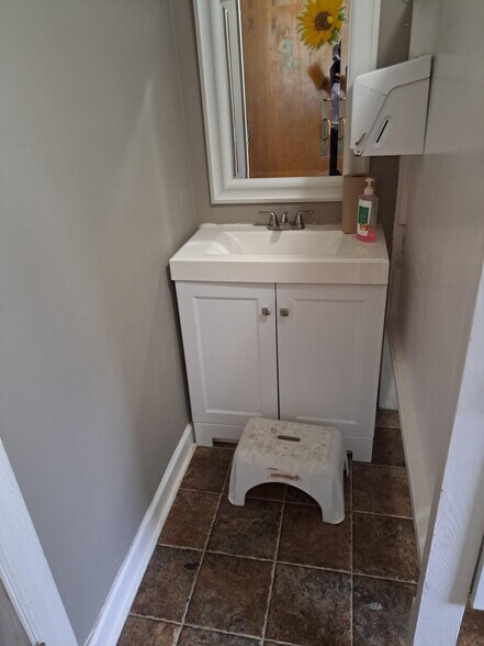 More Photos Of 116 Ashland Rd, Cockeysville Religious Facility For Lease