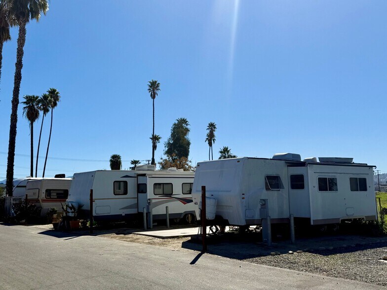 More Photos Of 685 N State St, Hemet Manufactured Housing Mobile Home Park For Sale
